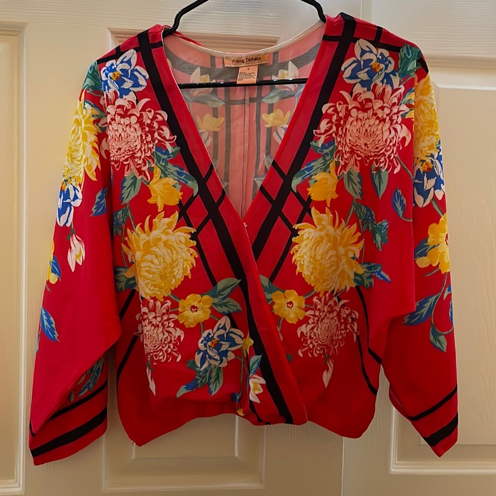 Cute floral top S
